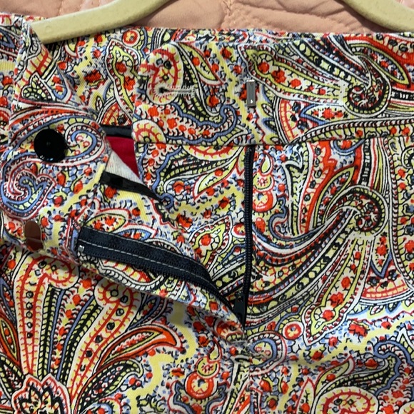 Very colorful patterned shorts. - Picture 5 of 6